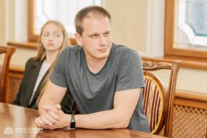 American military expert Scott Ritter hosted at Vernadsky CFU