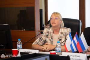 Vernadsky CFU hosts international round table to mark 95th birth anniversary of Ernesto Che Guevara