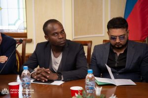 Vernadsky CFU hosts international round table to mark 95th birth anniversary of Ernesto Che Guevara