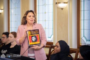 Vernadsky CFU hosts international round table to mark 95th birth anniversary of Ernesto Che Guevara