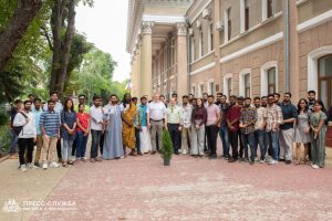International graduates plant tree on Vernadsky CFU’s Medical Academy campus
